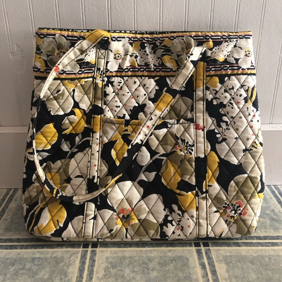 Vera Bradley Tote - Picture 1 of 2